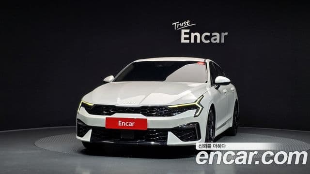 Kia K5 2025 — Photo 17/31