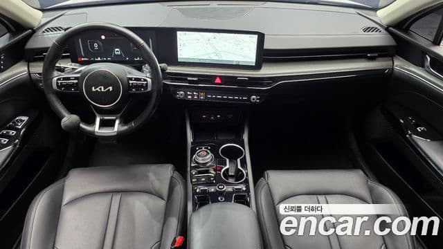 Kia K5 2025 — Photo 30/31