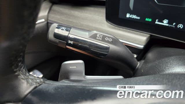 Kia K5 2025 — Photo 28/31