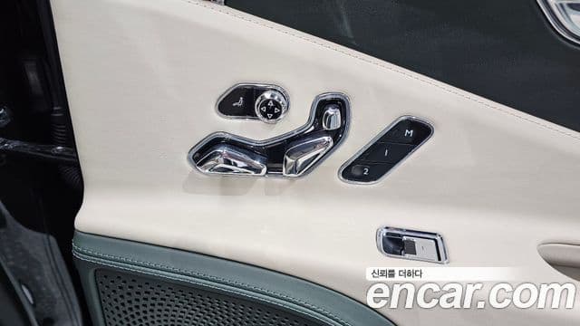 Bentley Flying Spur 2021 — Şəkil 12/35