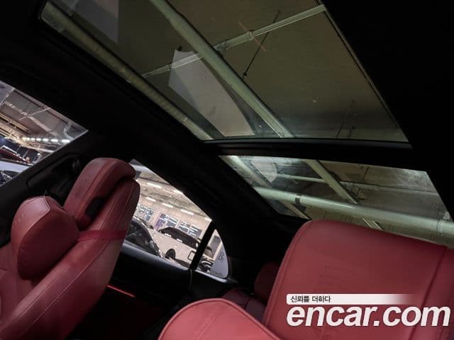 Porsche Macan EV 2025 — ფოტო 18/20