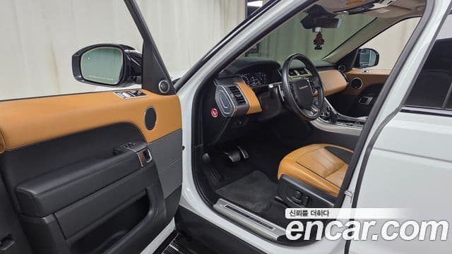 Land Rover Range Rover Sport 2019 — Фото 10/20