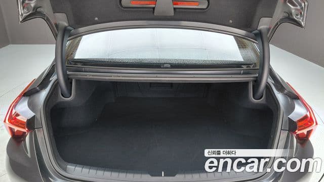 Kia K8 2021 — Şəkil 25/33