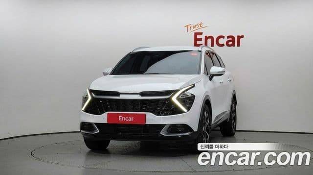 Kia Sportage 2022 — Фото 3/20