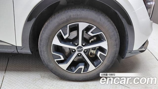 Kia Sportage 2022 — Фото 5/20