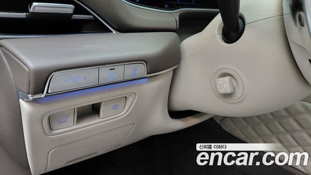 Genesis GV80 2023 — ფოტო 13/35