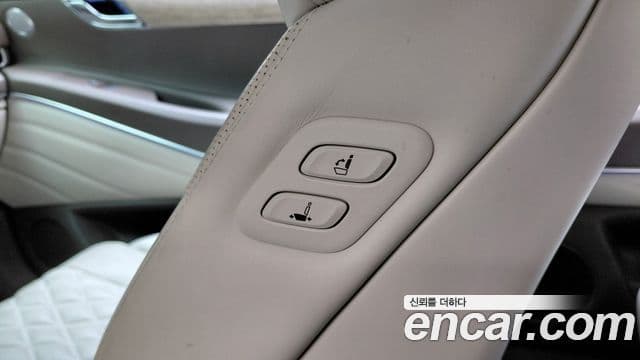 Genesis GV80 2023 — ფოტო 25/35