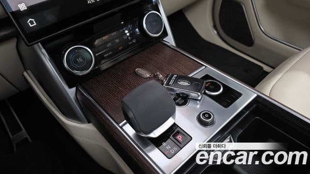 Land Rover Range Rover 2022 — Фото 9/20