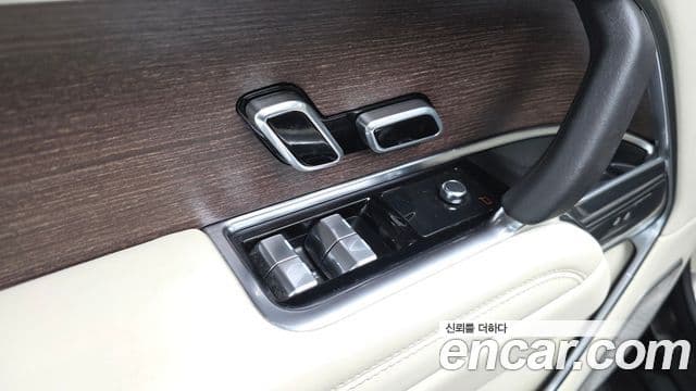 Land Rover Range Rover 2022 — Photo 22/44