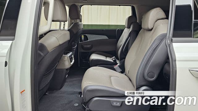 Kia Carnival 2026 — Фото 12/20
