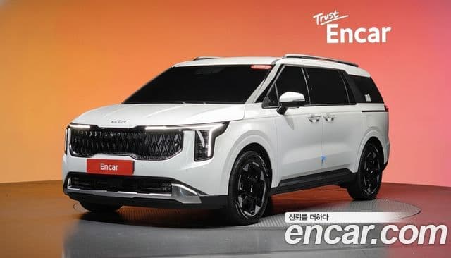 Kia Carnival 2026 — Фото 1/20