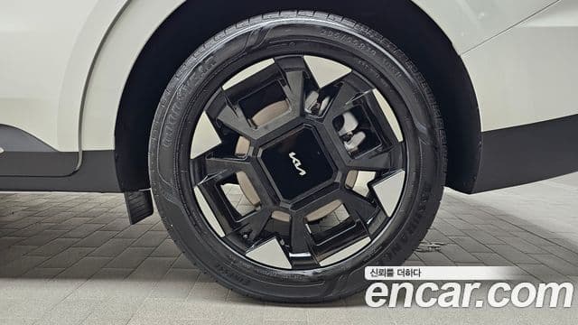 Kia Carnival 2026 — ფოტო 7/34