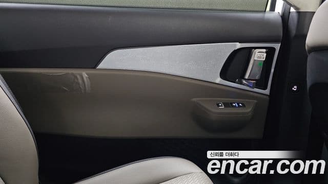 Kia Carnival 2026 — ფოტო 23/34