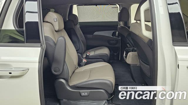 Kia Carnival 2026 — ფოტო 17/34