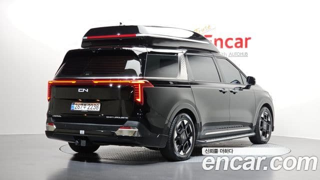 Kia Carnival 2024 — Фото 2/20