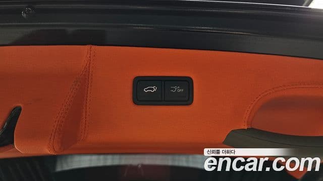 Kia Carnival 2024 — Фото 15/20