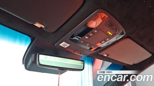 Kia Carnival 2024 — Фото 18/20
