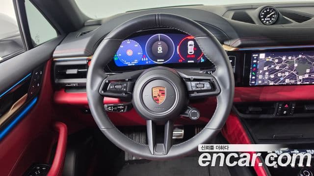 Porsche Macan EV 2025 — Photo 4/43