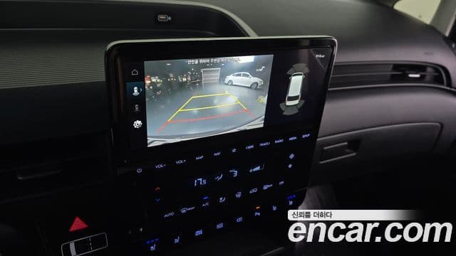 Hyundai Staria 2025 — Фото 14/20