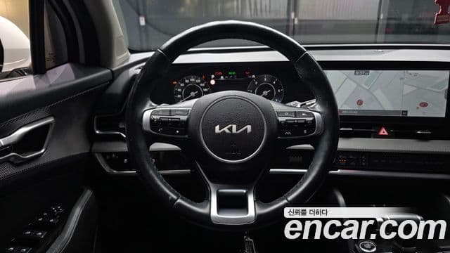 Kia Sportage 2021 — Фото 13/20