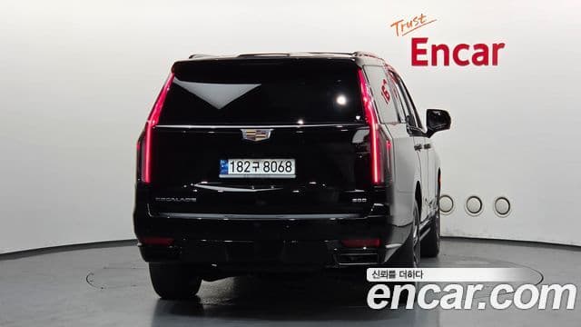 Cadillac Escalade 2023 — Photo 5/39