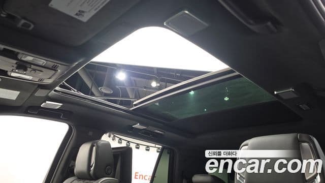 Cadillac Escalade 2023 — Photo 10/39