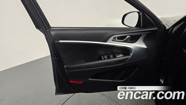 Genesis G70 2019 — Şəkil 13/34