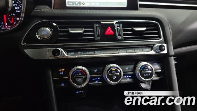 Genesis G70 2019 — Şəkil 8/34