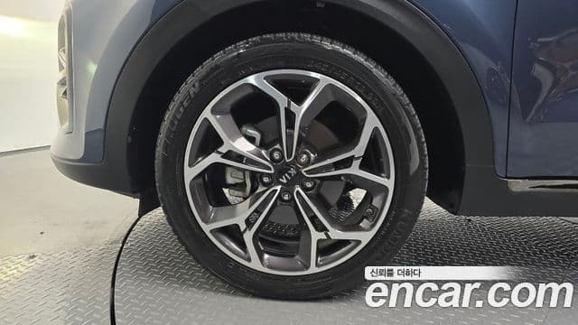 Kia Sportage The Bold 2019 — Фото 5/20