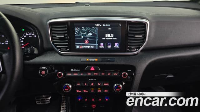 Kia Sportage The Bold 2019 — Фото 13/20