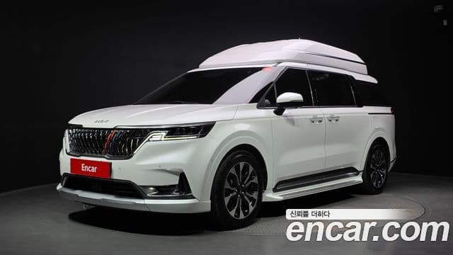 Kia Carnival 2021 — Фото 1/20
