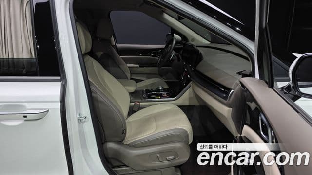 Kia Carnival 2021 — Фото 11/20