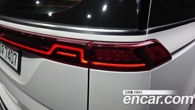 Kia Carnival 2021 — Şəkil 19/36