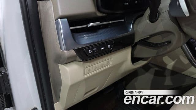 Kia Carnival 2021 — Şəkil 10/36
