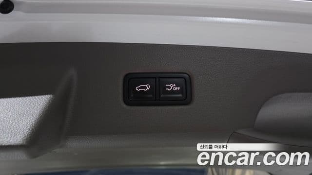 Kia Carnival 2021 — Şəkil 14/36