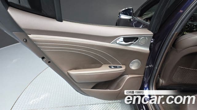 Kia Stinger Meister 2020 — ფოტო 24/36