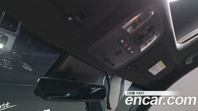 Kia Stinger Meister 2020 — ფოტო 14/36