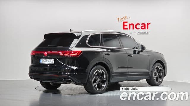 Volkswagen Touareg 2025 — Photo 32/35