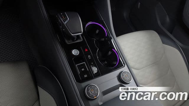 Volkswagen Touareg 2025 — Photo 20/35