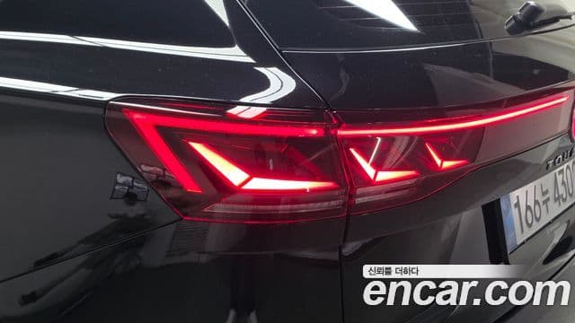 Volkswagen Touareg 2025 — Photo 23/35
