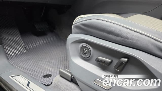 Volkswagen Touareg 2025 — Photo 24/35