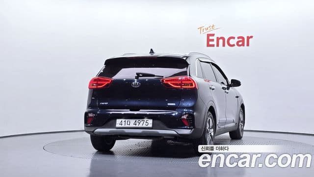Kia Niro 2019 — Фото 4/20