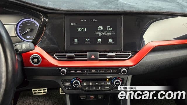 Kia Niro 2019 — Фото 14/20