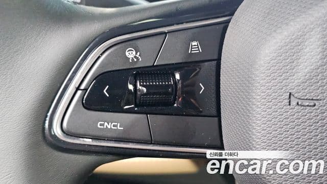 Renault Samsung Grand Koleos 2025 — Фото 16/20
