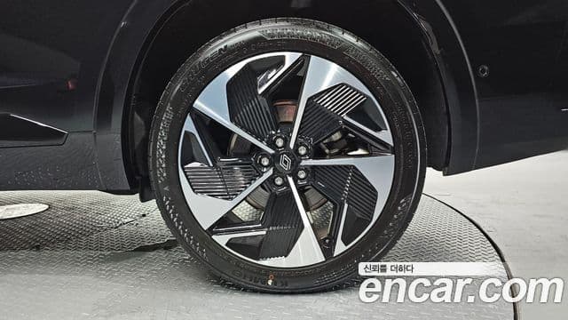 Renault Samsung Grand Koleos 2025 — Photo 21/32