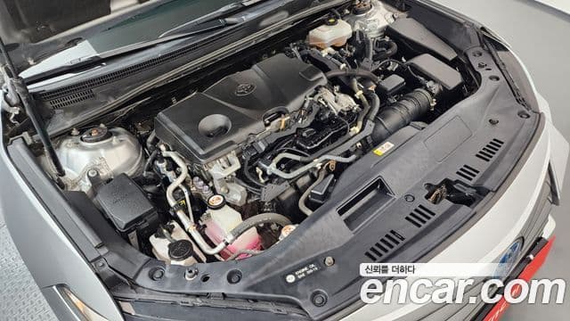 Toyota Avalon 2019 — ფოტო 8/20