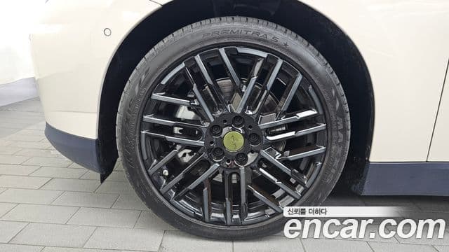Mini Cooper Electric 2026 — Şəkil 12/32