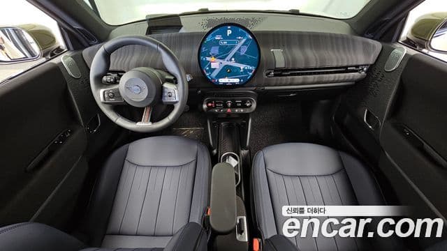 Mini Cooper Electric 2026 — Şəkil 30/32