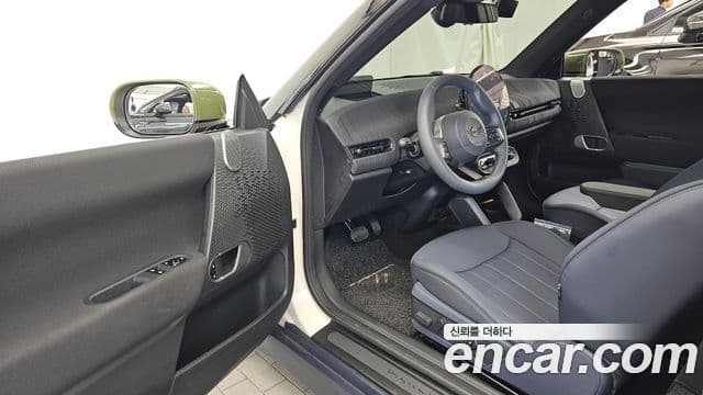 Mini Cooper Electric 2026 — Şəkil 28/32
