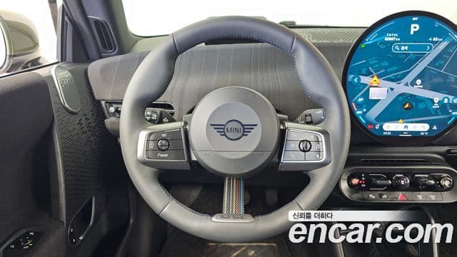 Mini Cooper Electric 2026 — Şəkil 18/32